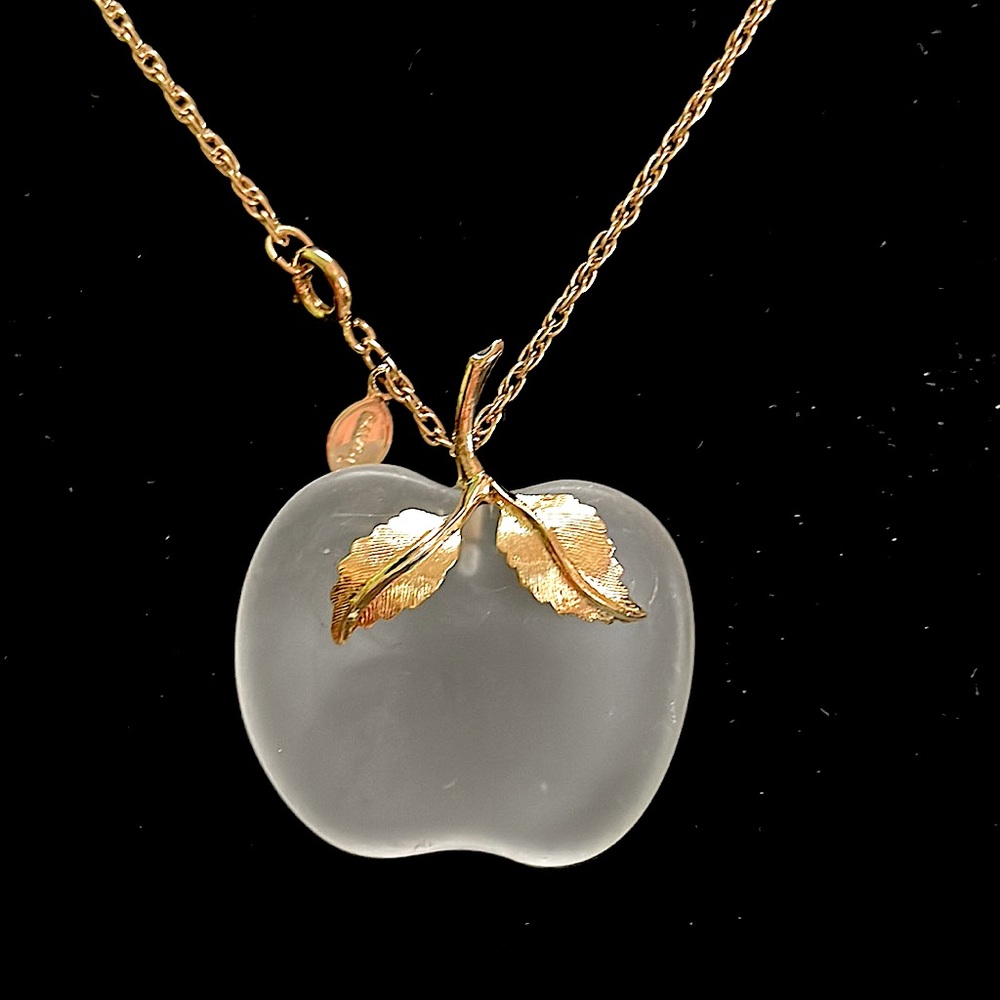 Vintage Avon Frosted Glass Apple Necklace